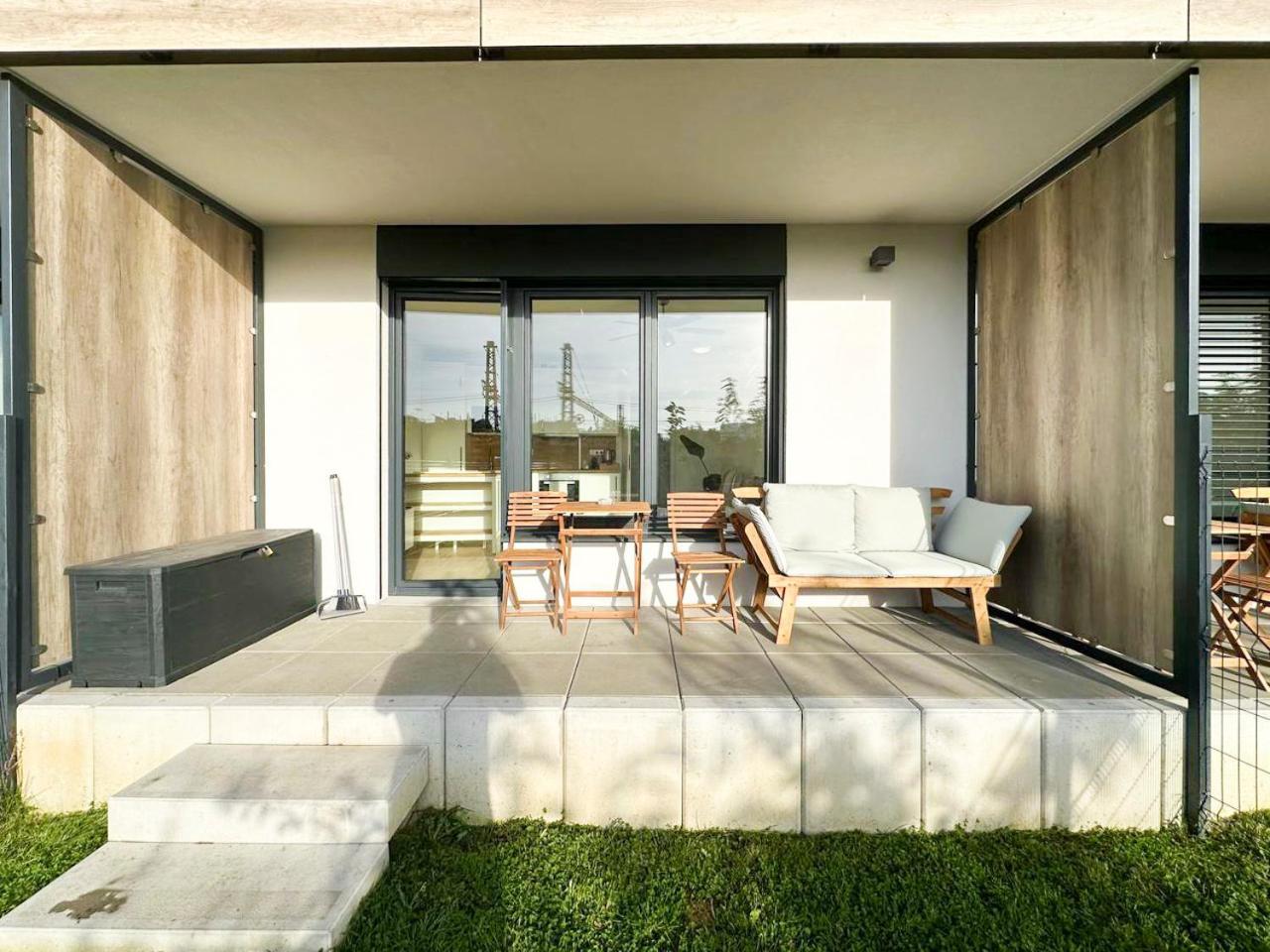 Vila Vinice Prag Exterior foto