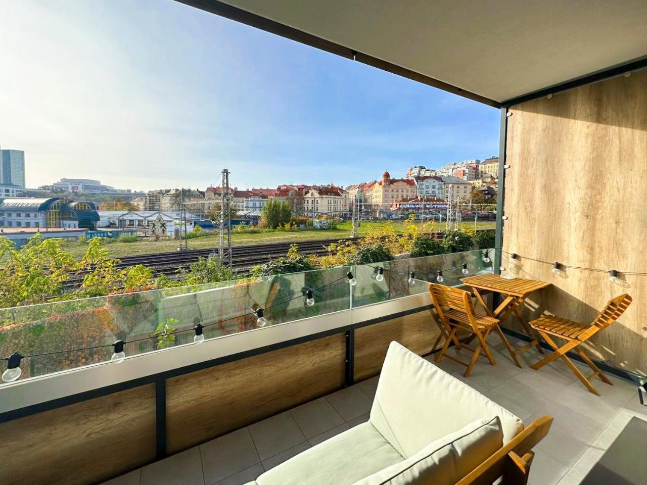 Vila Vinice Prag Exterior foto